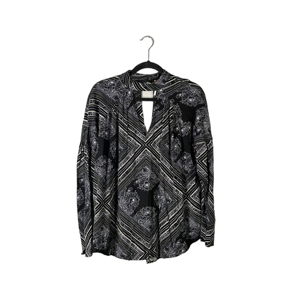 Free People Tops - Free People Choker Neck Cutout Neckline Patterned Boho Loose Fir Blouse Small